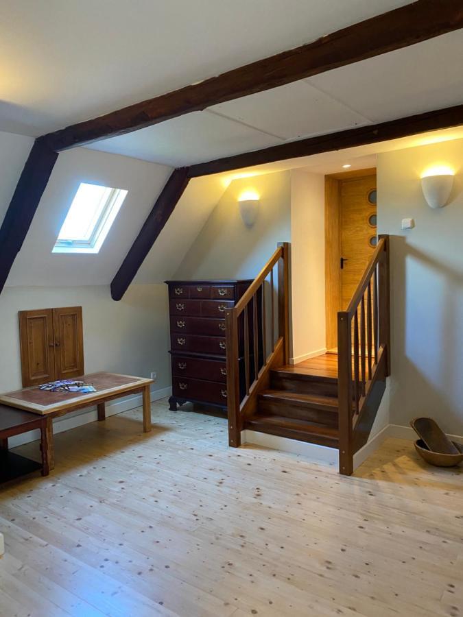 Apartman Na Statku Miskovice  Exteriör bild