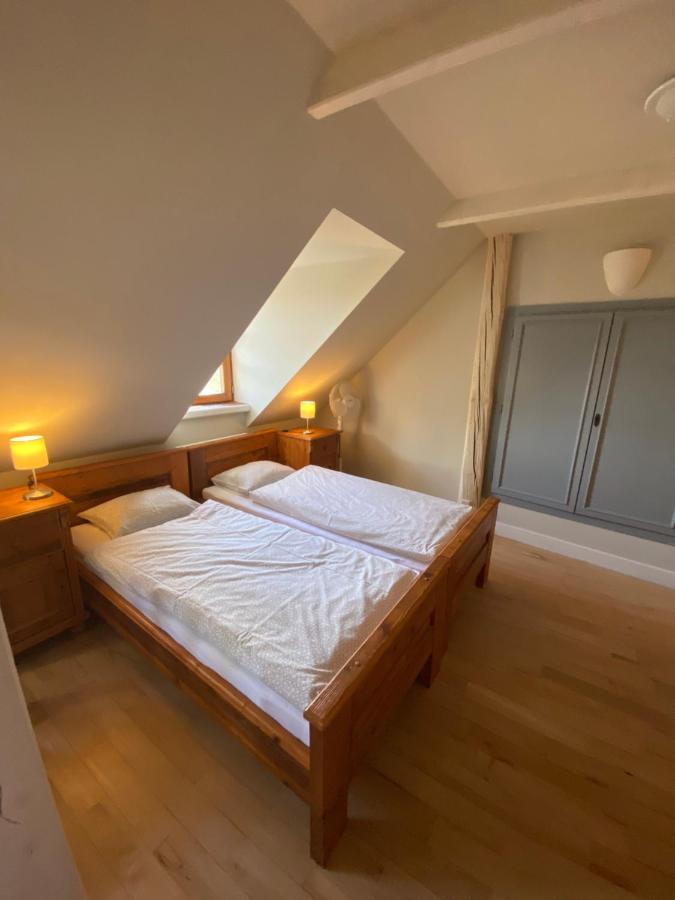 Apartman Na Statku Miskovice  Exteriör bild