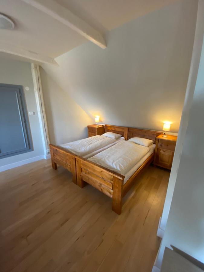 Apartman Na Statku Miskovice  Exteriör bild