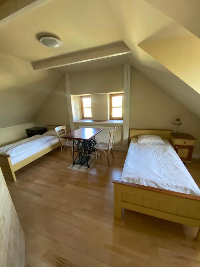 Apartman Na Statku Miskovice  Exteriör bild